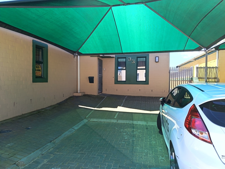 To Let 2 Bedroom Property for Rent in Saldanha Western Cape